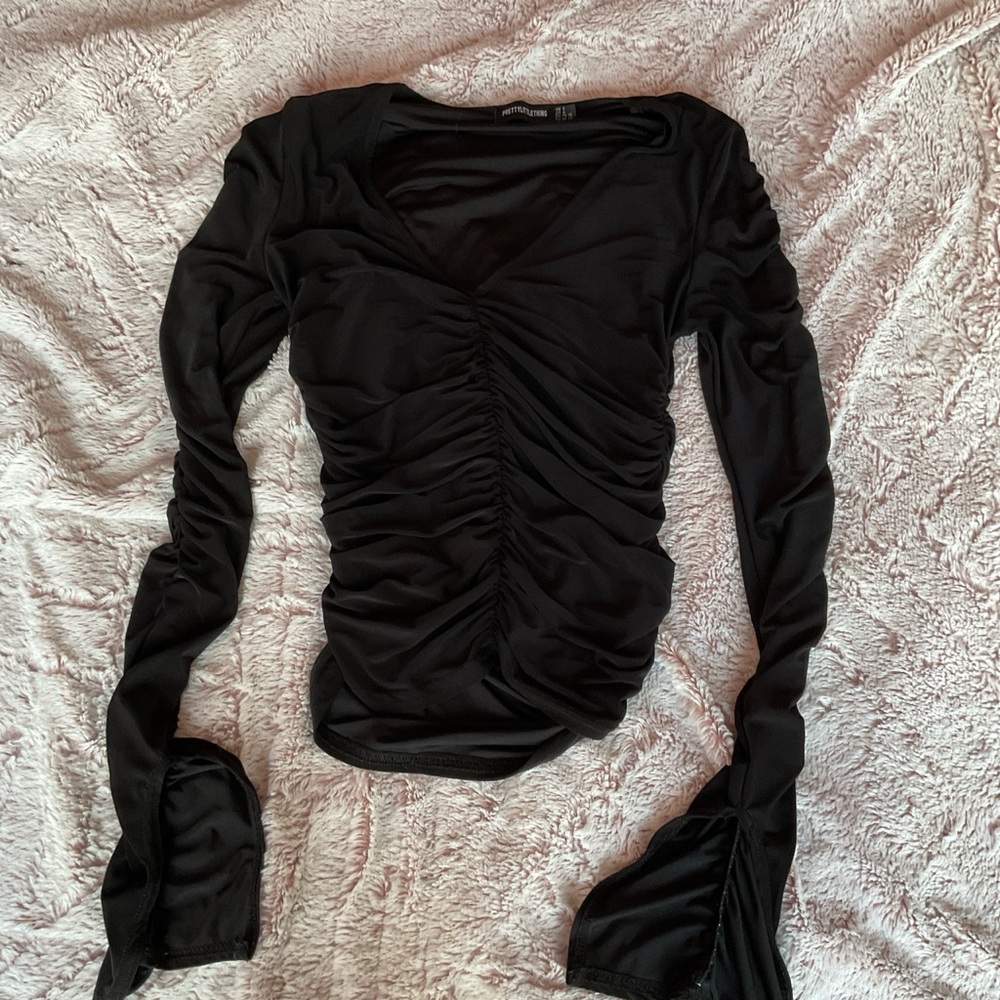 PrettyLittleThing Black Ruched Long Sleeve Blouse
